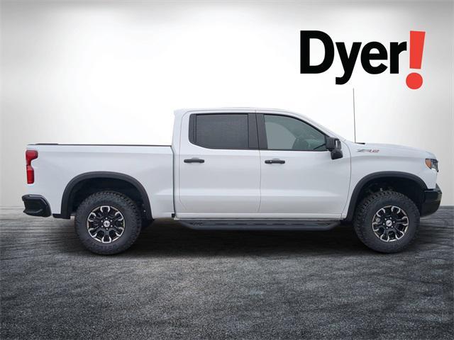 Photo of 2025 Summit White Chevrolet Silverado 1500