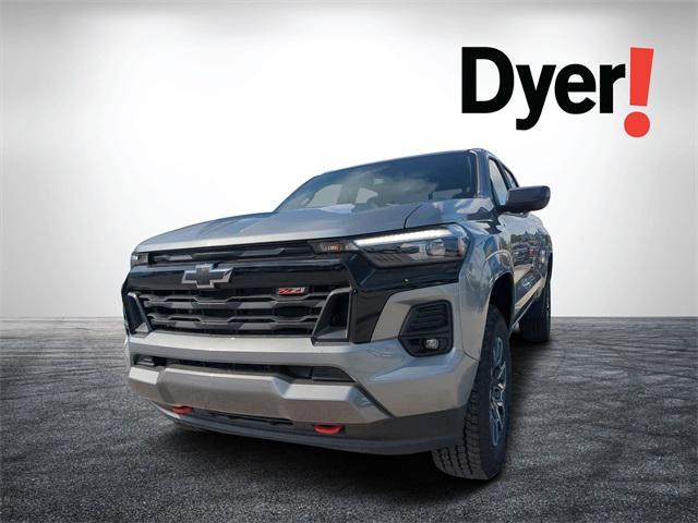 Photo of 2025 Sterling Gray Metallic Chevrolet Colorado