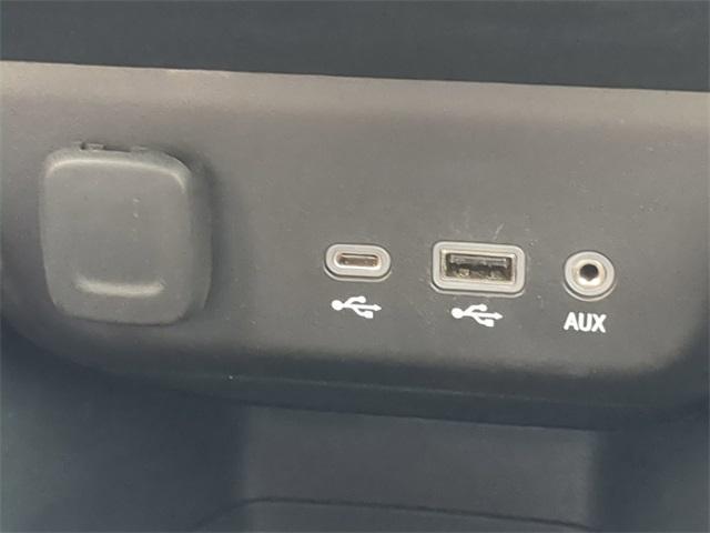 Photo of 2021 Midnight Blue Metallic Chevrolet Trailblazer