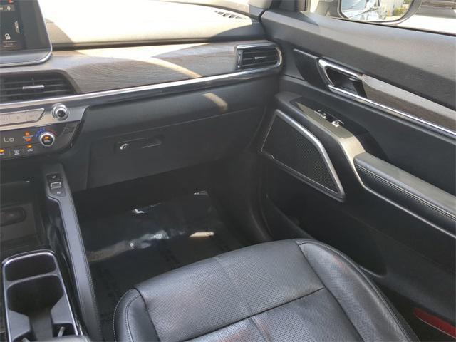 Photo of 2020 Everlasting Silver Kia Telluride