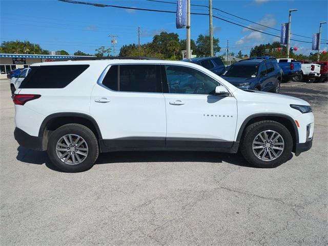 Photo of 2022 Summit White Chevrolet Traverse