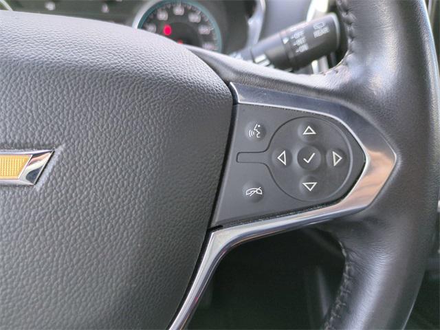 Photo of 2022 Summit White Chevrolet Traverse