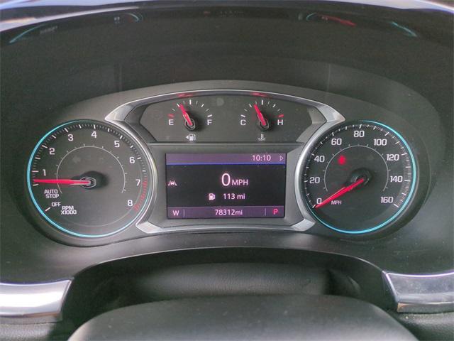 Photo of 2022 Summit White Chevrolet Traverse
