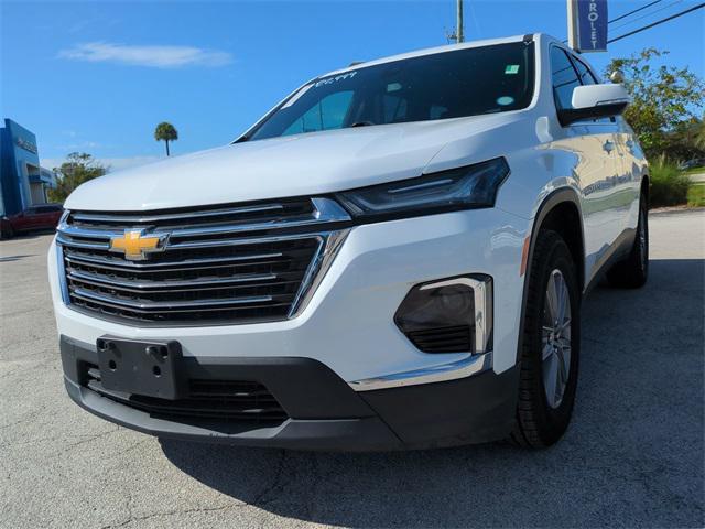 Photo of 2022 Summit White Chevrolet Traverse