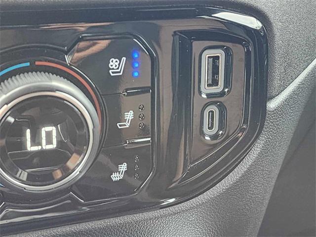 Photo of 2024 Summit White Chevrolet Silverado 2500