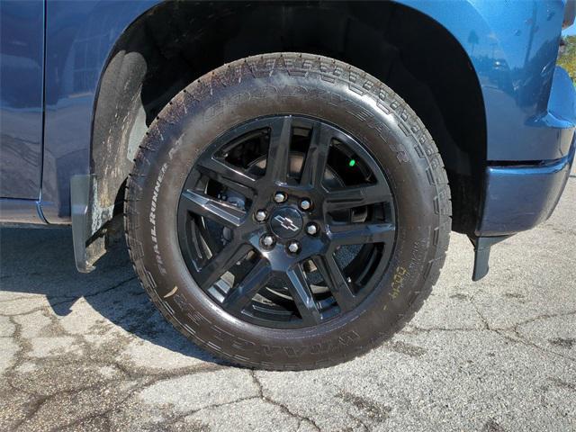 Photo of 2022 Northsky Blue Metallic Chevrolet Silverado 1500