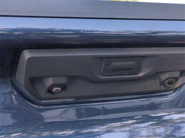 Photo of 2022 Northsky Blue Metallic Chevrolet Silverado 1500