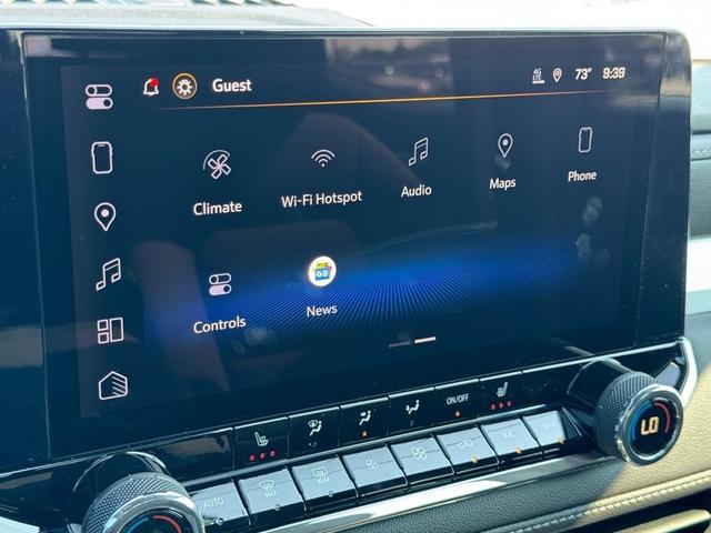 Photo of 2025 Snowdrift Metallic Chevrolet Colorado