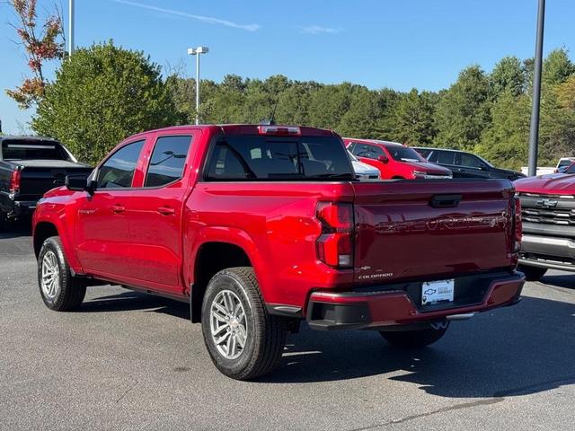 Photo of 2026 Radiant Red Tintcoat Chevrolet Colorado