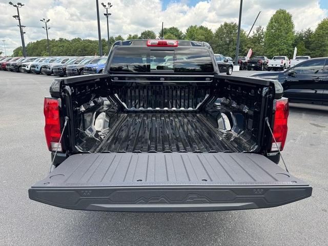Photo of 2026 Black Chevrolet Colorado