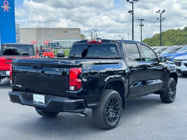 Photo of 2026 Black Chevrolet Colorado