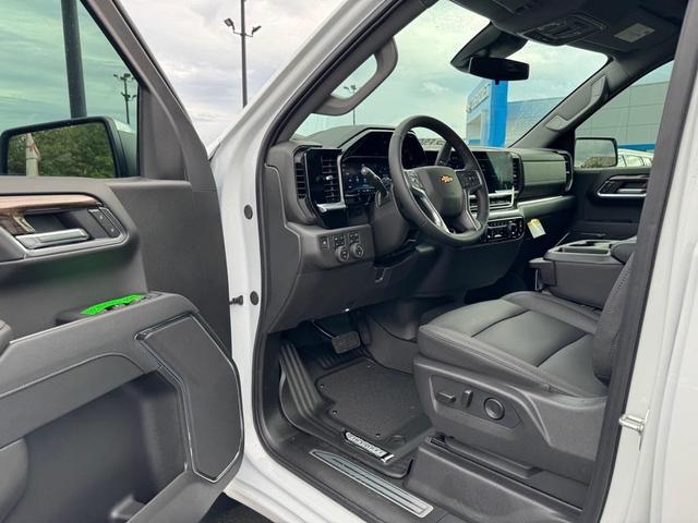 Photo of 2025 Summit White Chevrolet Silverado 1500