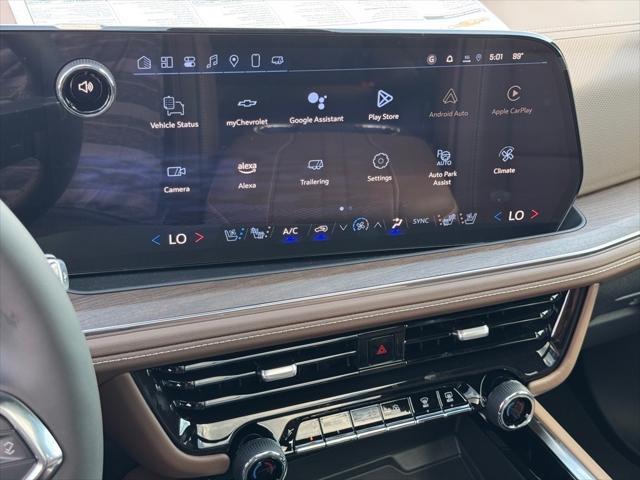 Photo of 2025 Iridescent Pearl Tricoat Chevrolet Tahoe