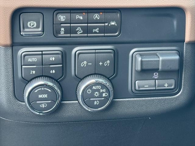 Photo of 2025 Iridescent Pearl Tricoat Chevrolet Tahoe