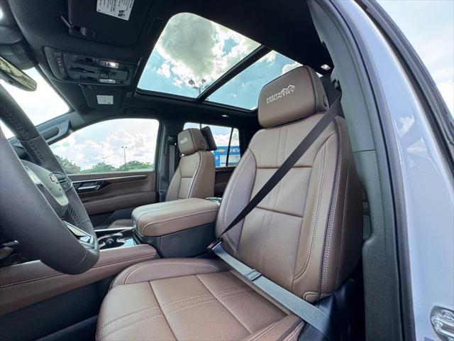 Photo of 2025 Iridescent Pearl Tricoat Chevrolet Tahoe
