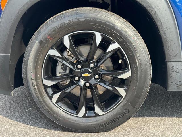 Photo of 2022 Blue Glow Metallic Chevrolet Trailblazer
