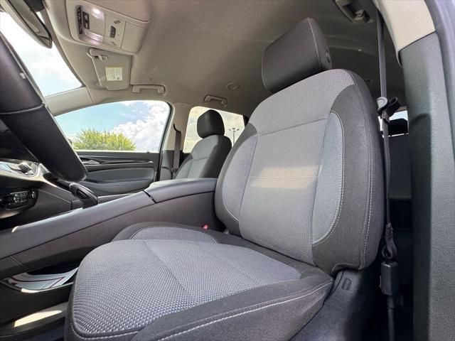 Photo of 2021 White Frost Tricoat Buick Enclave