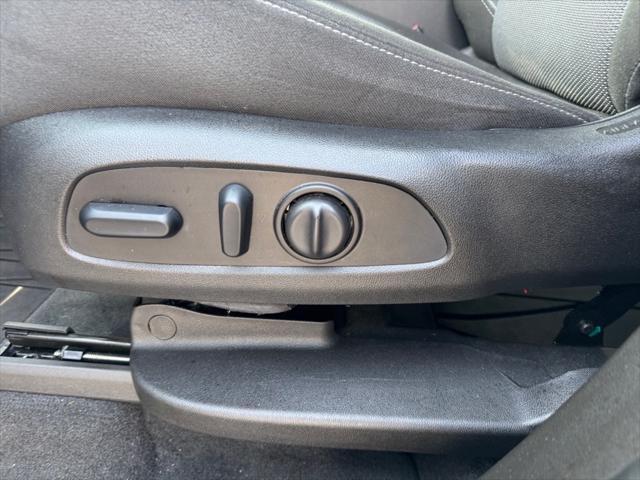 Photo of 2021 White Frost Tricoat Buick Enclave