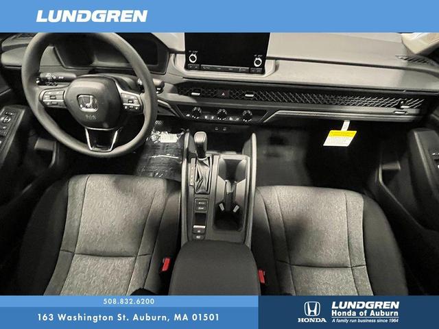 Photo of 2025 Platinum White Honda Accord