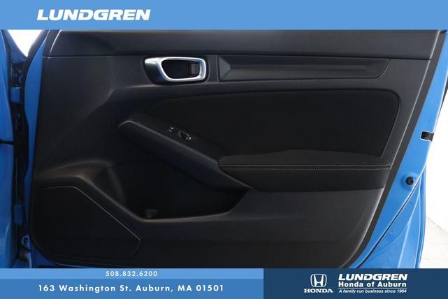 Photo of 2022 Boost Blue Pearl Honda Civic