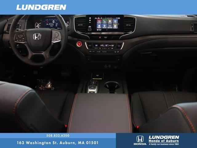 Photo of 2024 Platinum White Pearl Honda Passport