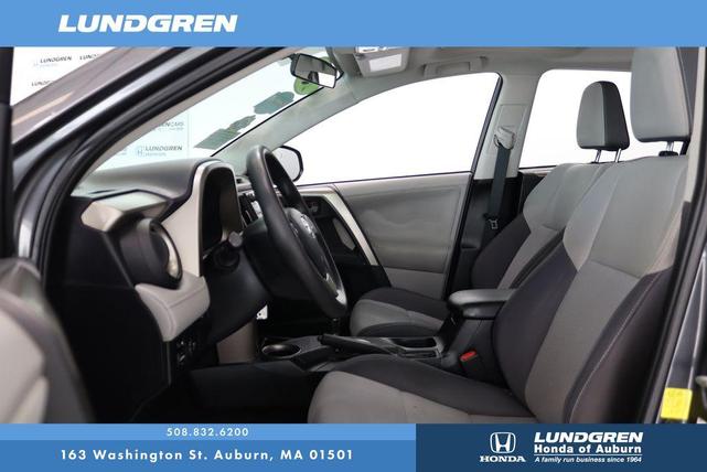 Photo of 2013 Magnetic Gray Metallic Toyota RAV4