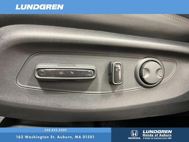 Photo of 2026 Silver Honda CR-V Hybrid