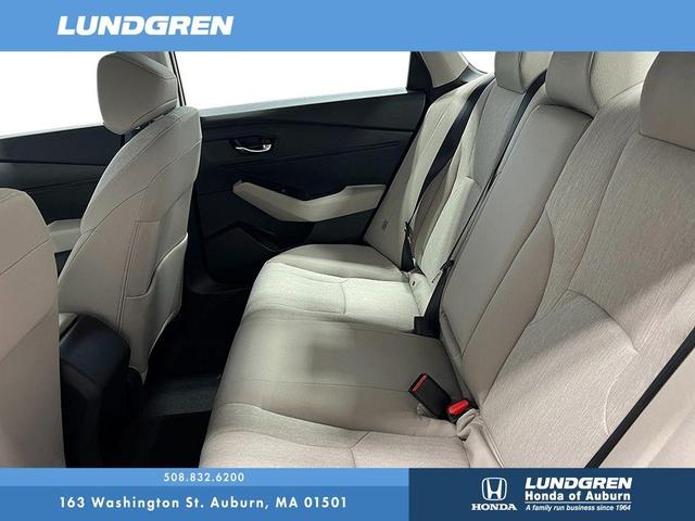 Photo of 2025 Platinum White Pearl Honda Accord