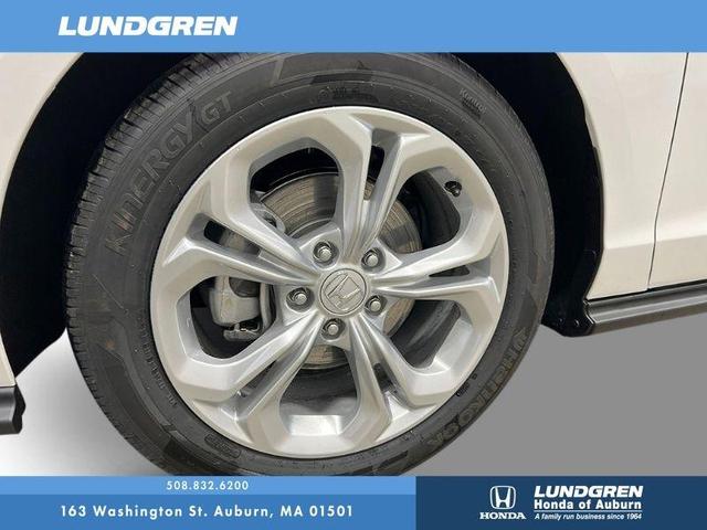 Photo of 2025 Platinum White Pearl Honda Accord