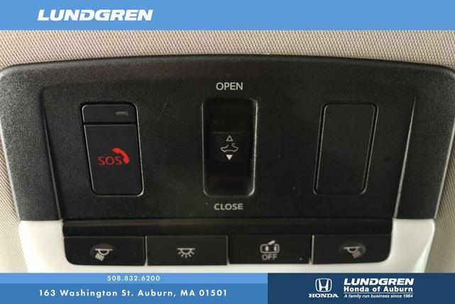 Photo of 2020 Black Nissan Altima