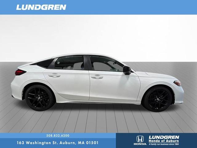 Photo of 2025 Platinum White Pearl Honda Civic
