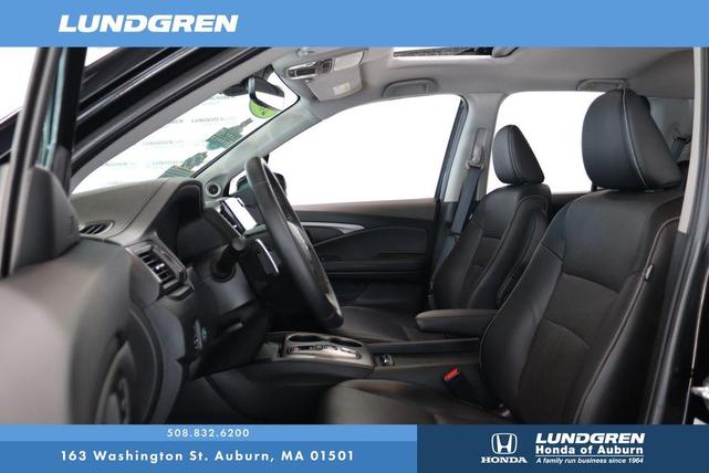 Photo of 2021 Crystal Black Pearl Honda Ridgeline