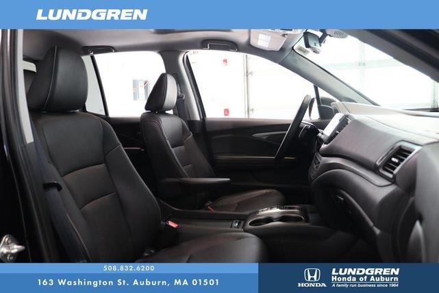 Photo of 2021 Crystal Black Pearl Honda Ridgeline
