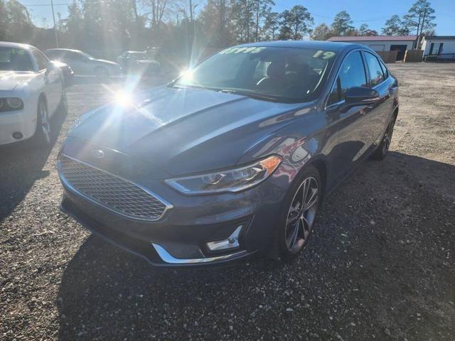 Photo of 2019 Blue Ford Fusion