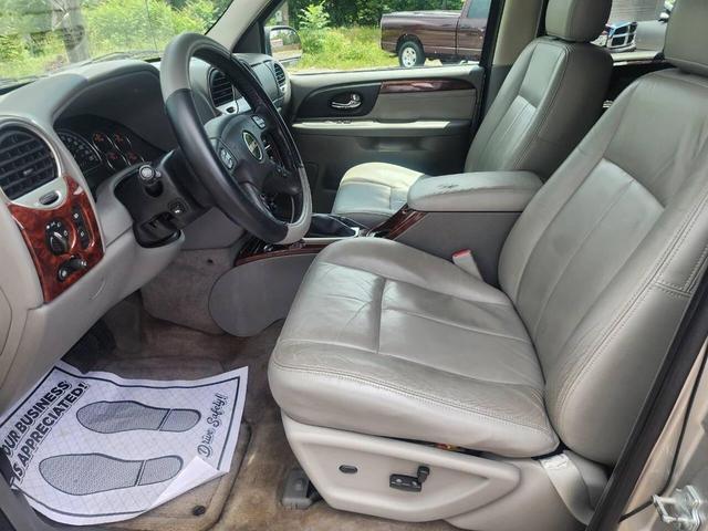 Photo of 2007 Silver GMC Envoy