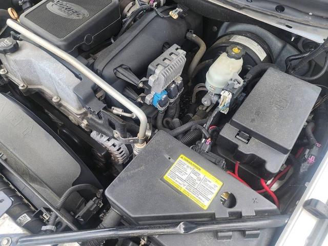 Photo of 2007 Silver GMC Envoy