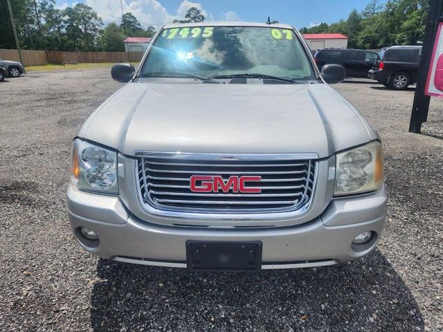 Photo of 2007 Silver GMC Envoy