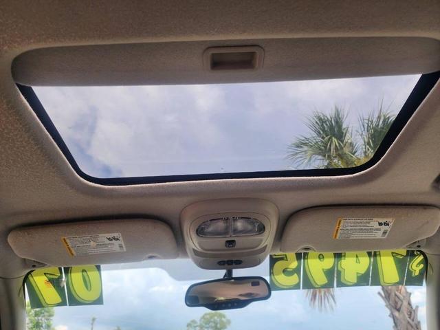 Photo of 2007 Silver GMC Envoy