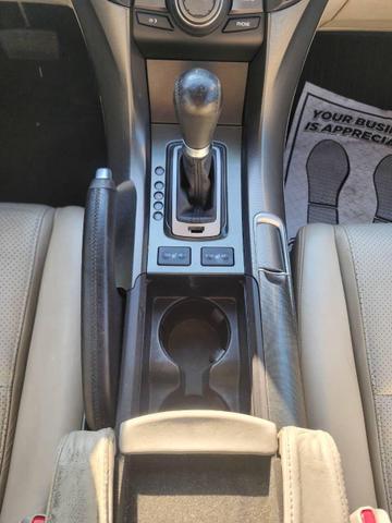 Photo of 2012 Crystal Black Pearl Acura TL
