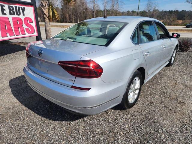 Photo of 2017 Reflex Silver Metallic Volkswagen Passat