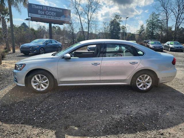 Photo of 2017 Reflex Silver Metallic Volkswagen Passat