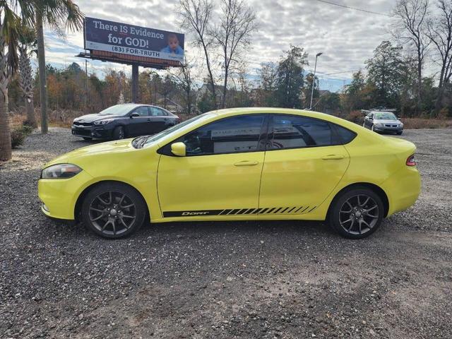 Photo of 2013 Yellow Dodge Dart