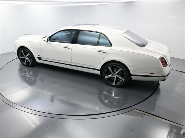 Photo of 2020 Glacier White Bentley Mulsanne