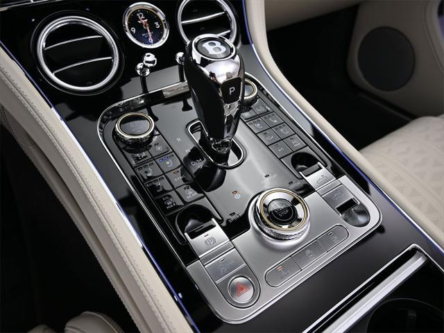 Photo of 2025 Glacier White Bentley Continental GT