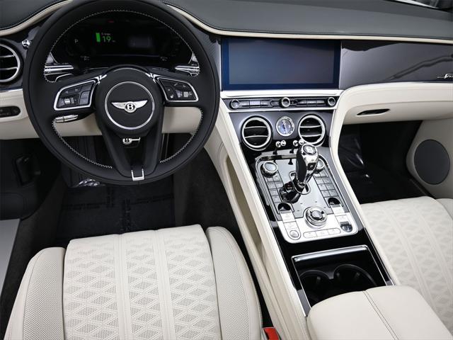 Photo of 2025 Glacier White Bentley Continental GT