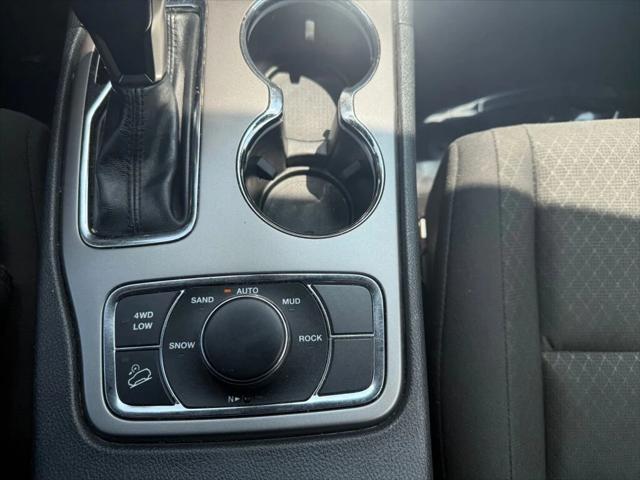 Photo of 2019 Sting-Gray Clearcoat Jeep Grand Cherokee