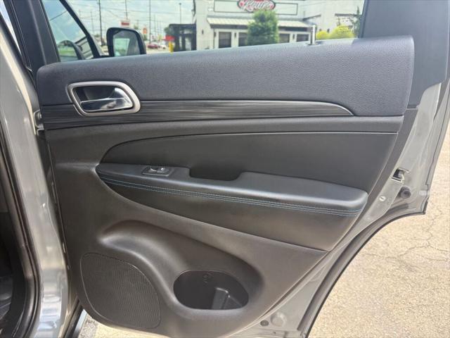 Photo of 2019 Sting-Gray Clearcoat Jeep Grand Cherokee