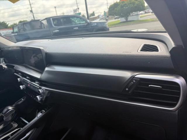 Photo of 2024 Midnight Lake Blue Kia Telluride