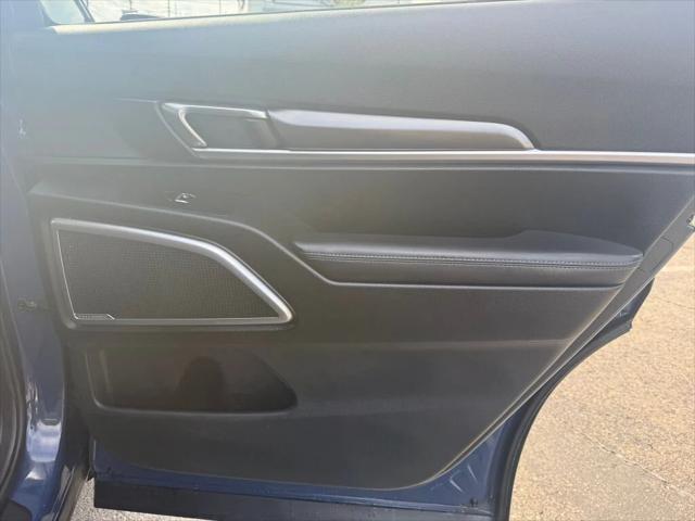 Photo of 2024 Midnight Lake Blue Kia Telluride
