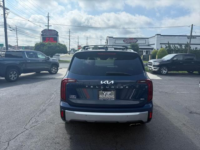 Photo of 2024 Midnight Lake Blue Kia Telluride